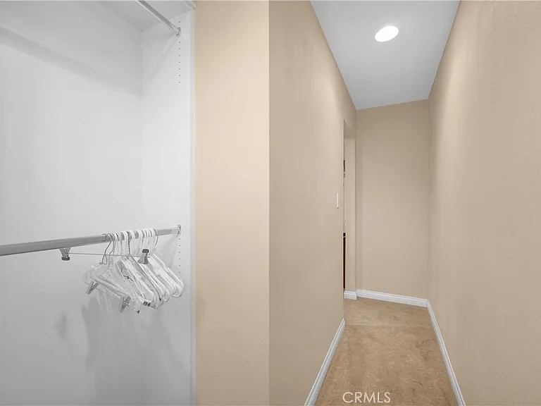 1521 S Dallas Dr — Photo 12