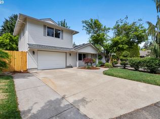 12721 NE Hassalo St, Portland, OR 97230