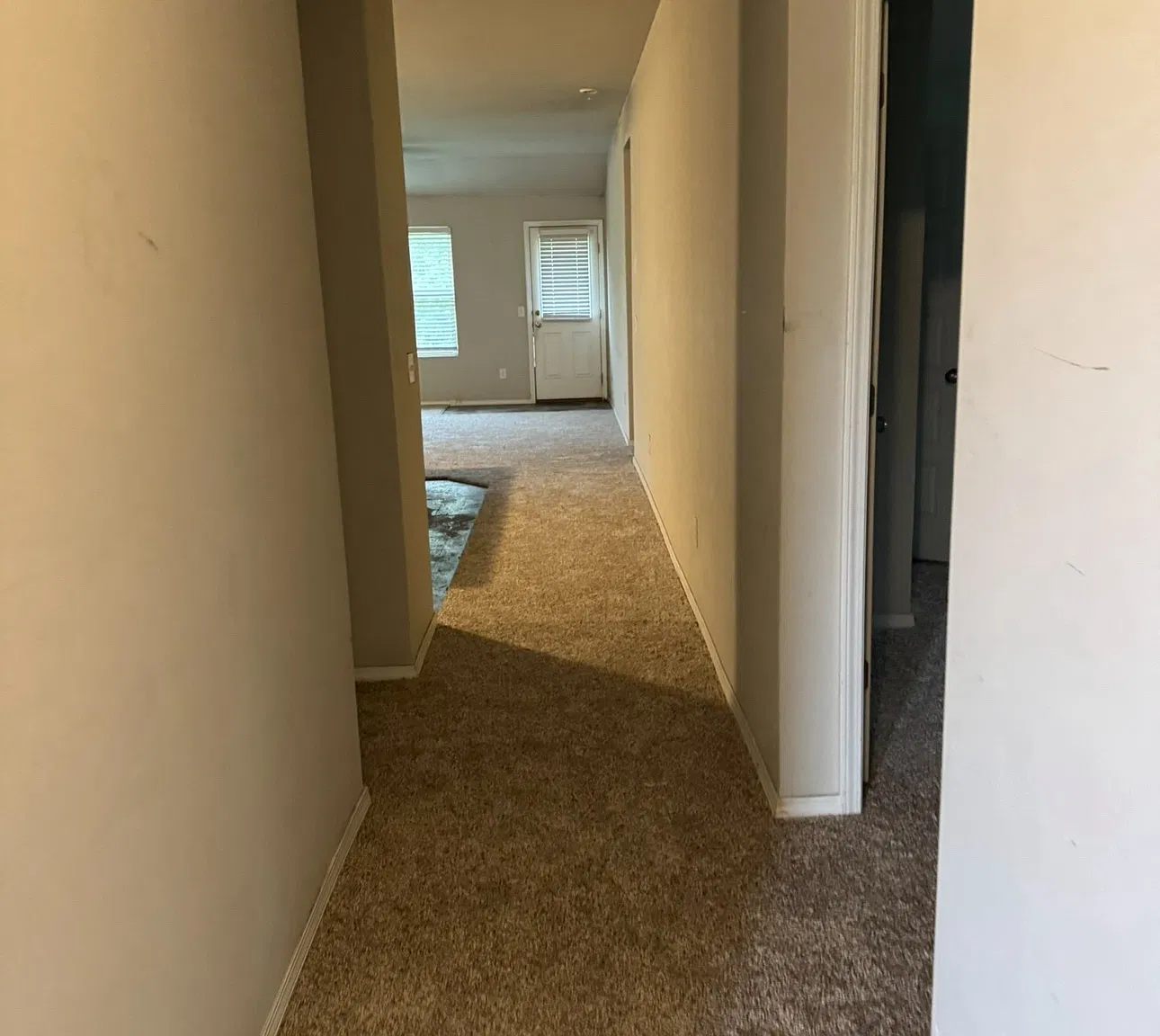 4 bed, 1479 sqft, $1,500 — Photo 3