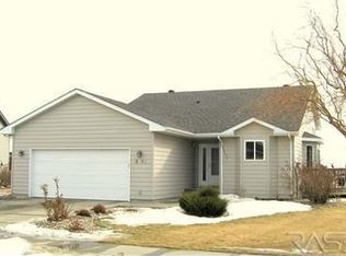 3912 N Pennsylvania Ave, Sioux Falls, SD 57107