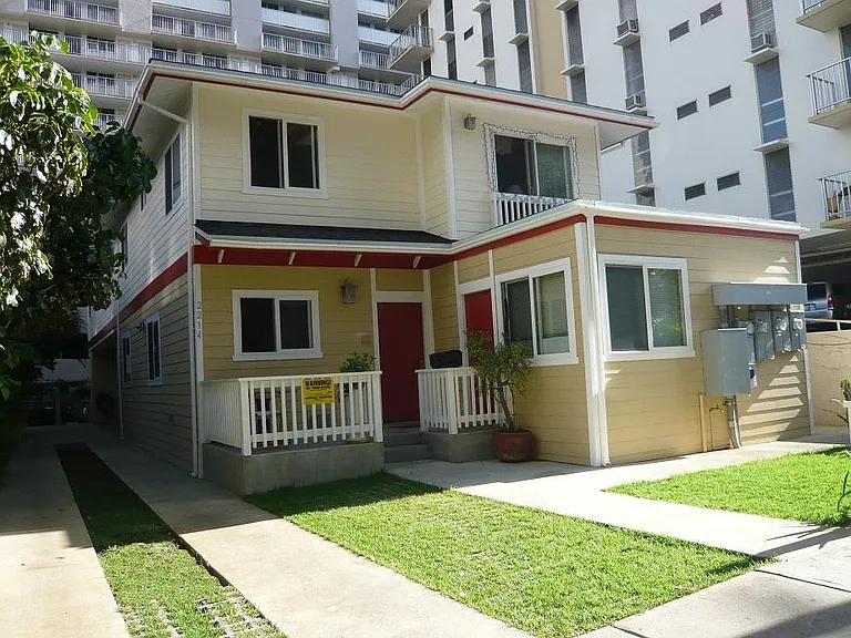 2214 Aloha Dr #1C — Photo 1