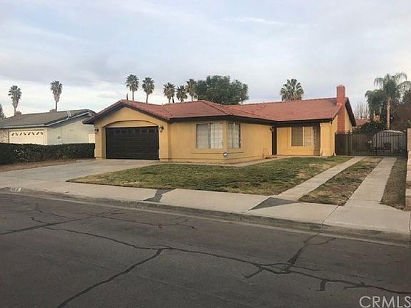 Front RV Entrance View