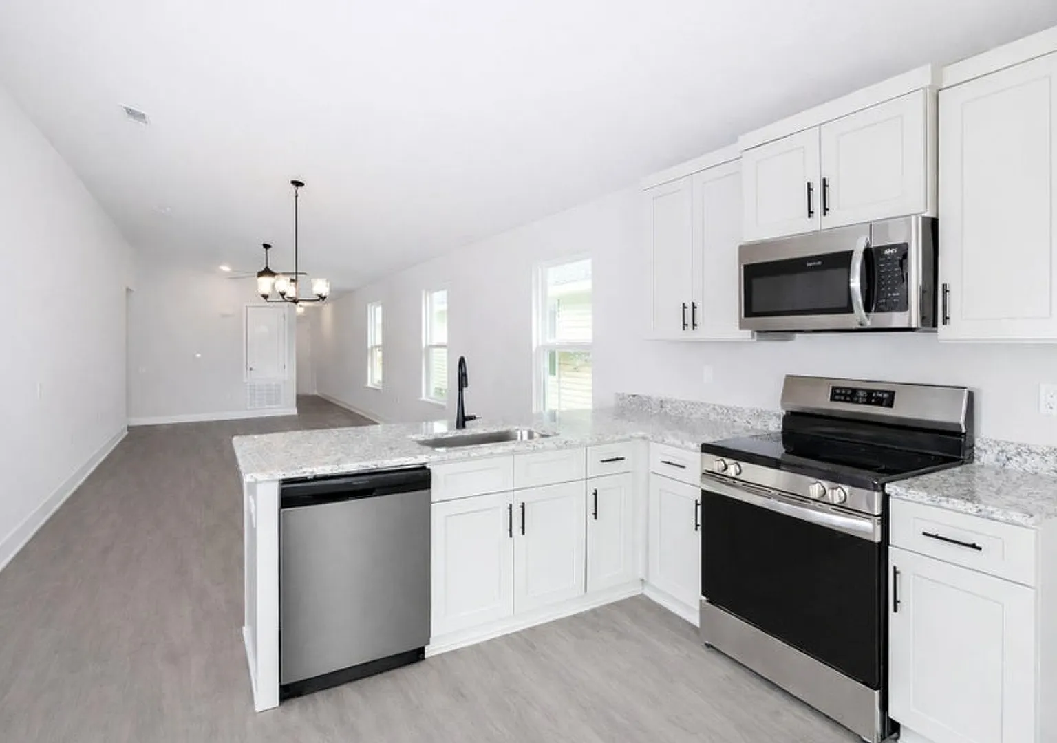 7122 Fox Meadow Drive — Photo 4