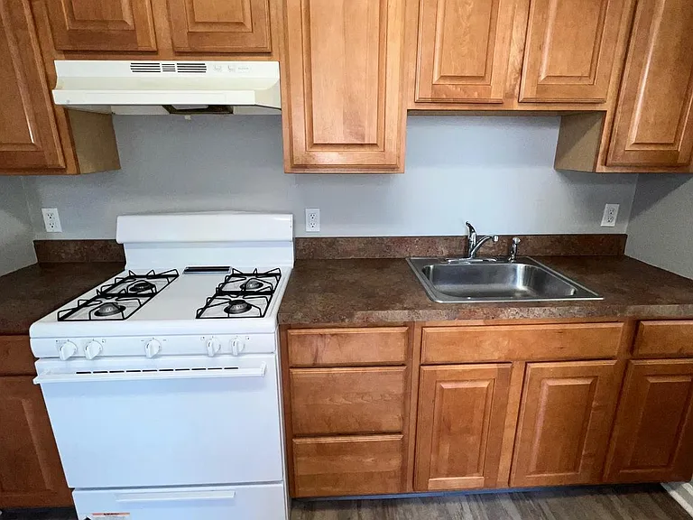 129 W Miner St #6 — Photo 13