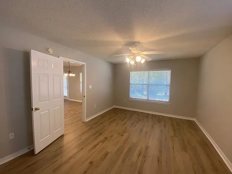 9676 Parker Lake Cir — Photo 14
