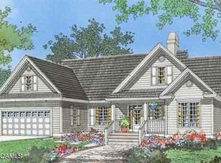 102 Mom, New Bern, NC 28560