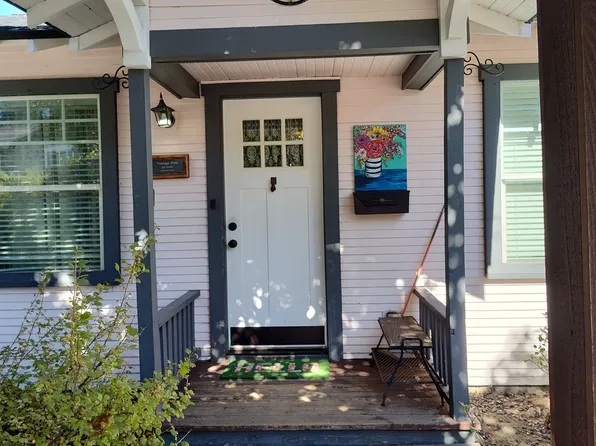 218 NW Portland Ave, Bend, OR 97703