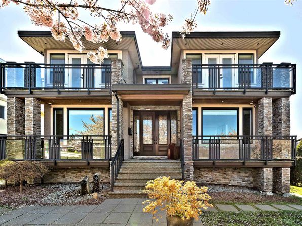 7120 Ridge Dr, Burnaby, BC V5A 1B2
