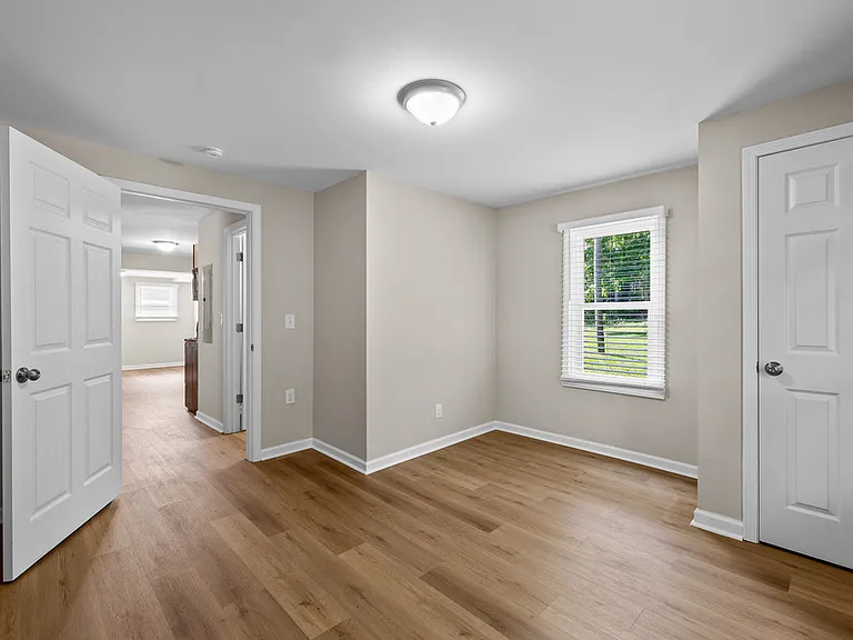 51 E Jones St — Photo 12