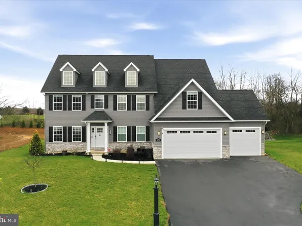 171 Delanie Dr, Greencastle, PA 17225