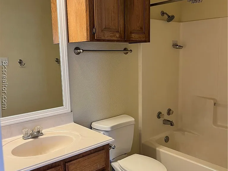 2412 Carnation Ct — Photo 11