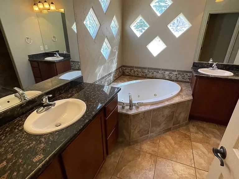 4099 Bella Sierra Ct — Photo 9