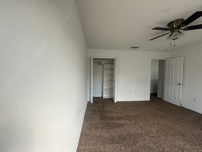 2094 Deltona Blvd — Photo 16