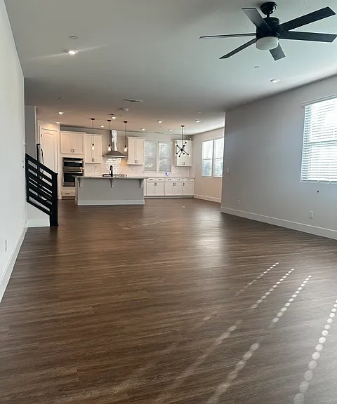 99 Jagla St — Photo 24