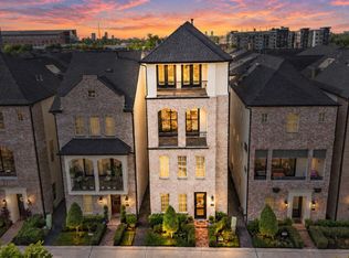 6027 Matthew Oaks Pl, Houston, TX 77007