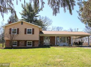 10 Pinebrook Ct, Silver Spring, MD 20905