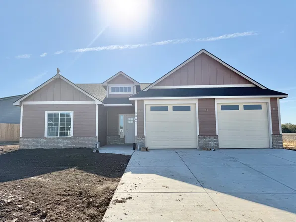 9862 Weeping Willow Dr, Manhattan, KS 66502