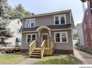 1712 S Walnut St, Springfield, IL 62704