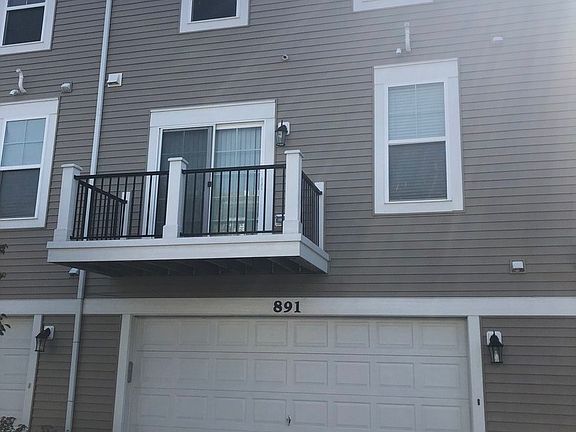 3rd image of 891 Lewisburg Ln