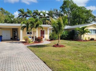 1403 Davis Dr, Fort Myers, FL 33919