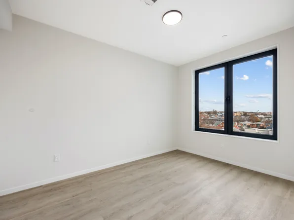 15 West End Avenue image 11 of 20