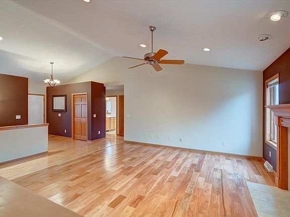 5th image of 2993 Stamford Pl