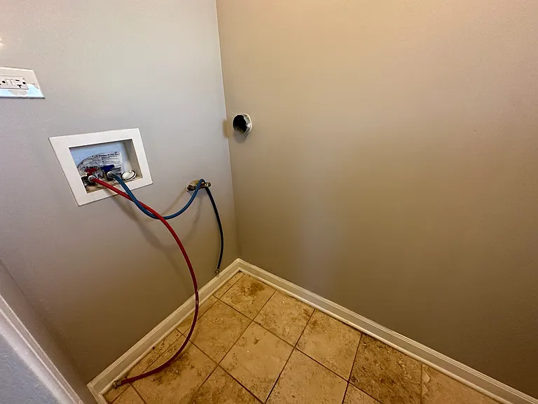 954 N Lavergne Ave #2 — Photo 8
