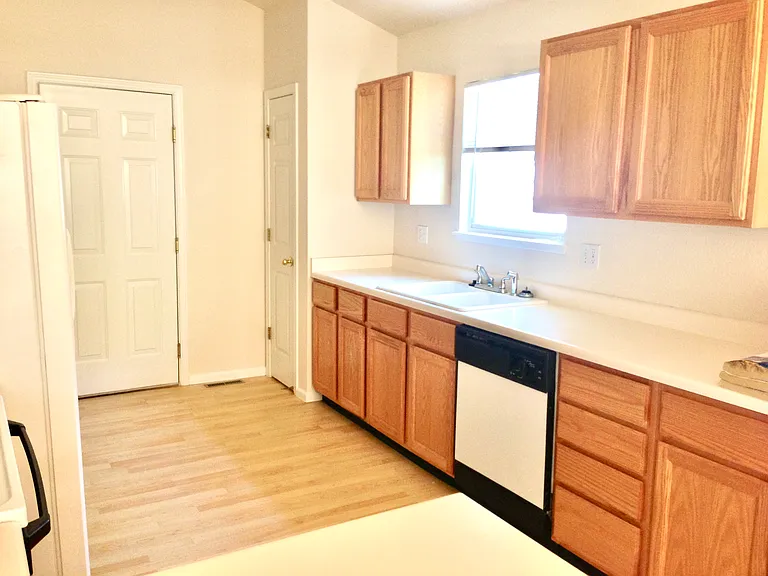 2961 Neil Dr #3 — Photo 5