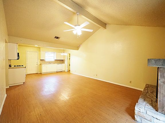 5th image of 1206 Westcott Dr #A