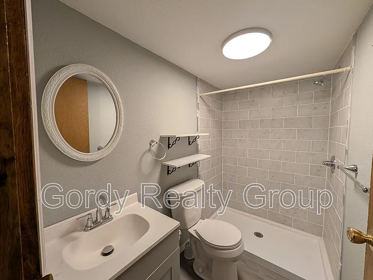 6511 Blue Springs Rd — Photo 8