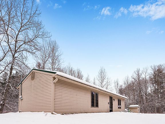 3rd image of 21119 Mackinaw Trl