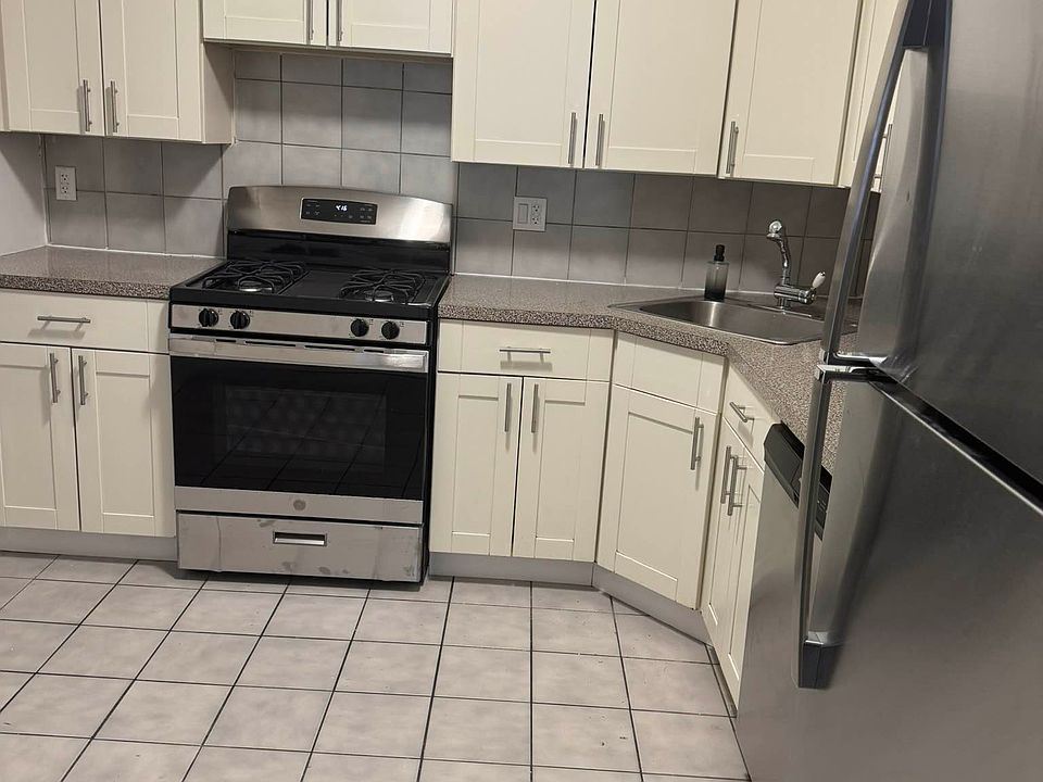 1st image of 158-27 78th Ave #2B