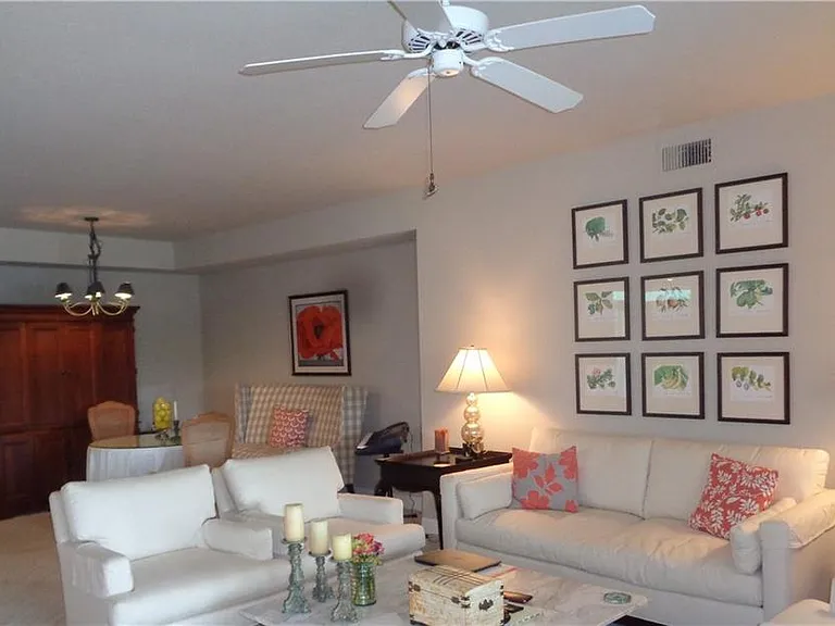 610 Laguna Royale Blvd #1002 — Photo 37