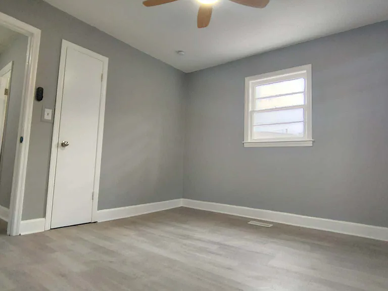1306 Grace St — Photo 7