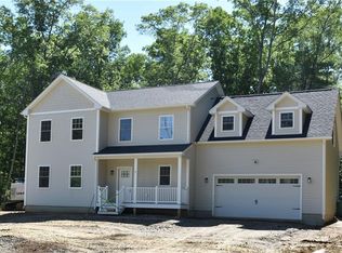 5 Harmony Ln, Exeter, RI 02822