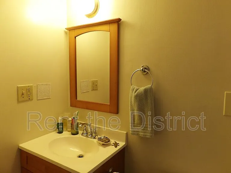 413 T St NW #LOWER — Photo 16