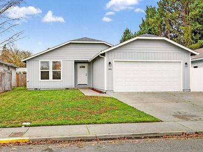 654 SW Larch Rd, Grants Pass, OR, 97526