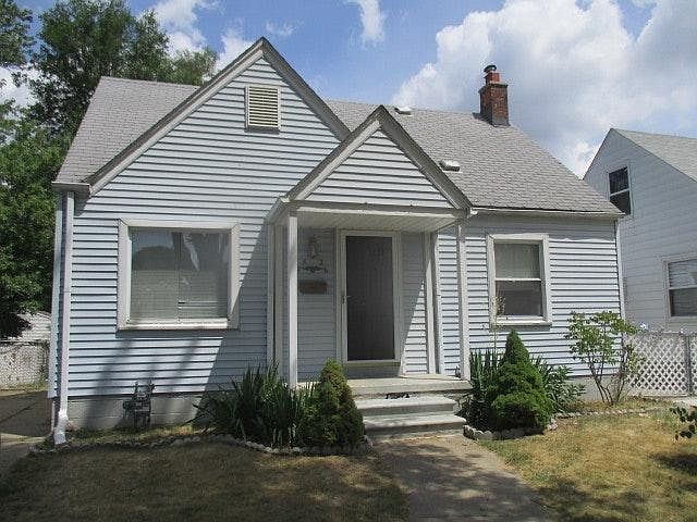 1st image of 25526 Annapolis St