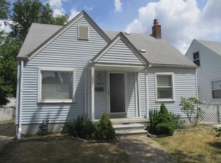25526 Annapolis St, Dearborn Heights, MI 48125