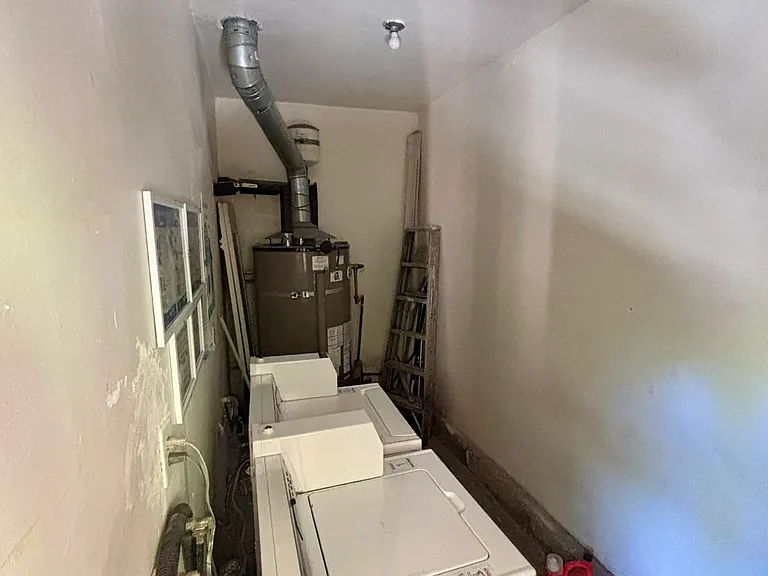 1441 S Shenandoah St #3 — Photo 14