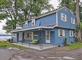 3 Lake Ave, Merrimac, MA 01860