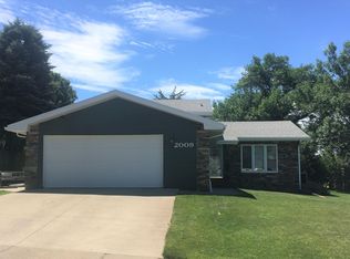 2009 Antelope St, Pierre, SD 57501