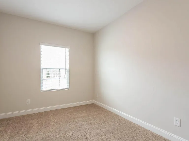 460 Legacy Dr — Photo 12