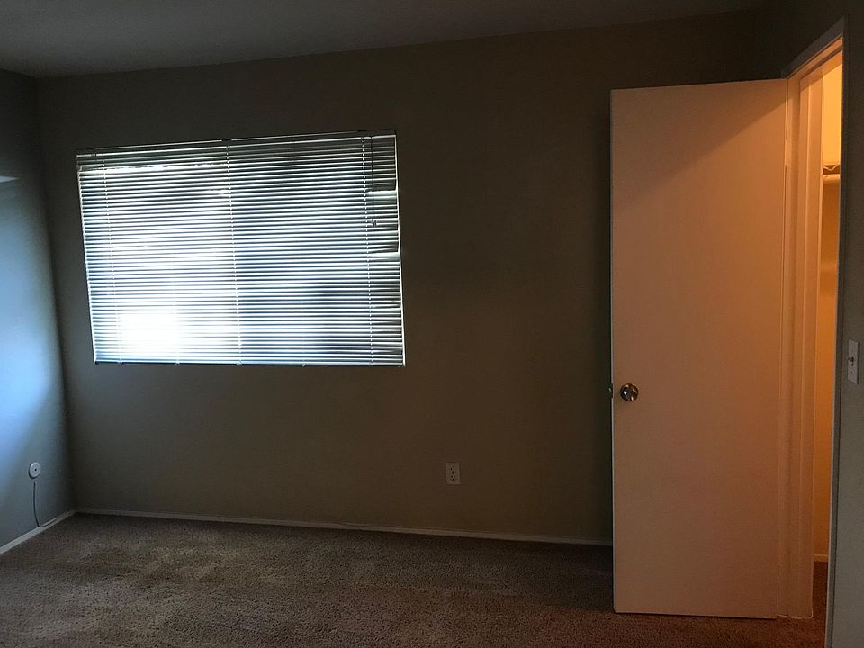 Master bedroom (blinds have since been replaced!)