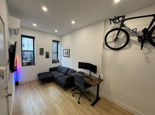 245 S 3rd St APT 1L, Brooklyn, NY 11211