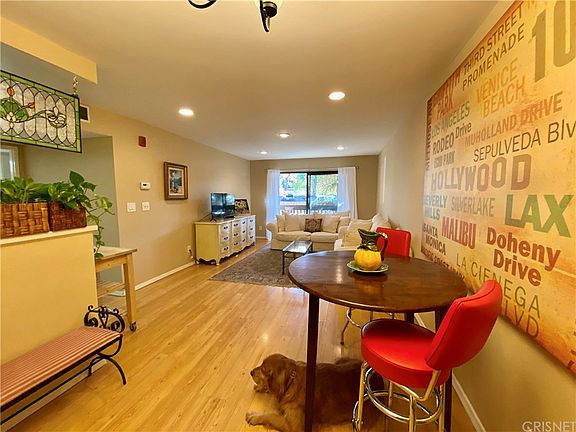 4th image of 22100 Burbank Blvd Unit 248E