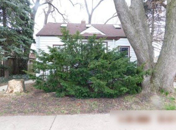 1st image of 10319 S Troy St