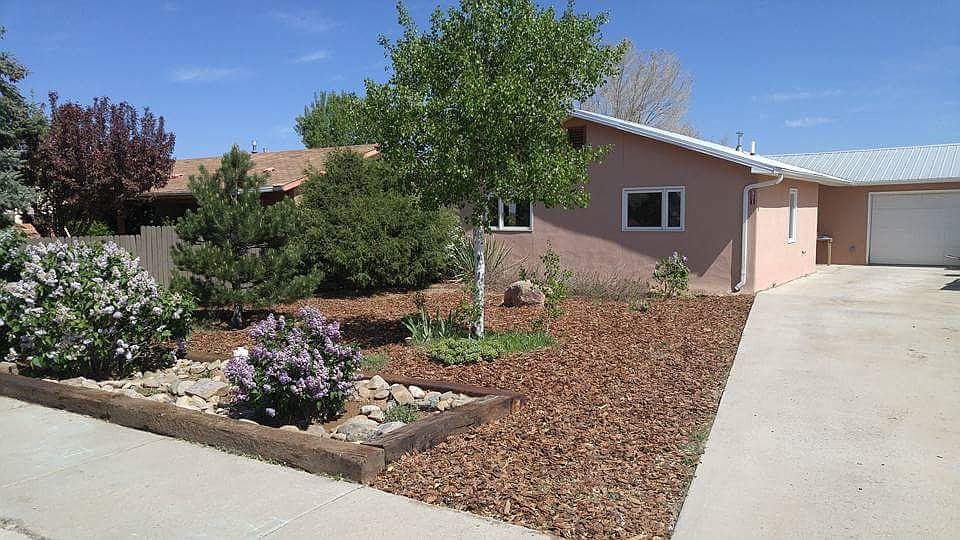 1st image of 321 La Luz Dr