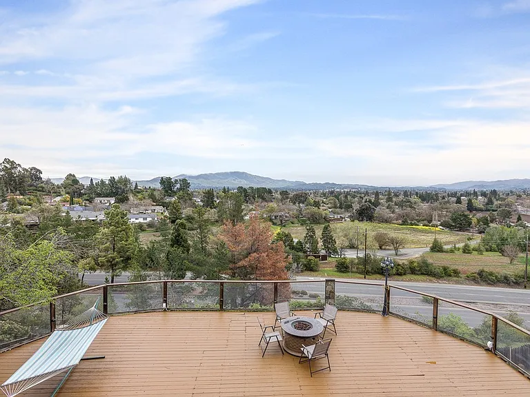 2838 Madeira Way — Photo 9