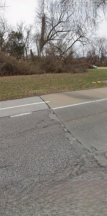 2nd image of 16665 New Halls Ferry Rd